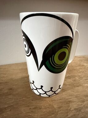 Limited Edition 2014 Starbucks "Green Eye" Owl Mug